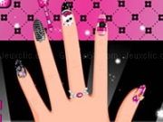 Play Draculauras Manicure