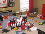 Play Messy kids room objects
