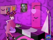 Play Draculauras Bedroom Decorating