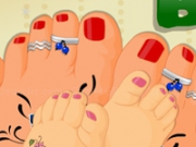 Play Mom and Baby Manicure now