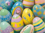 Play Painting Eggs For Easter