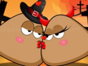 Play Pou Halloween Kissing