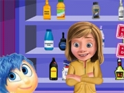 Play Riley Real Bartender
