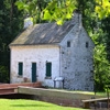 Play Jigsaw: pennyfield lock house