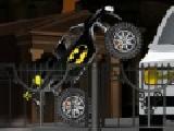 Play Batman monster truck challenge