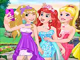 Play Disney princess selfie