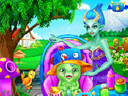 Play Monster Pregnant Birth Baby now