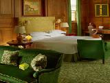 Play Royal estate house escape