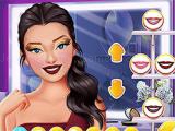 Play Hollywood stars designer outfits