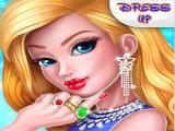 Play Rich girl mall hannah’s fashion world dressup salo