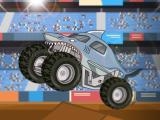 Play Monster truck race arena