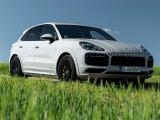 Play Porsche cayenne gts slide now